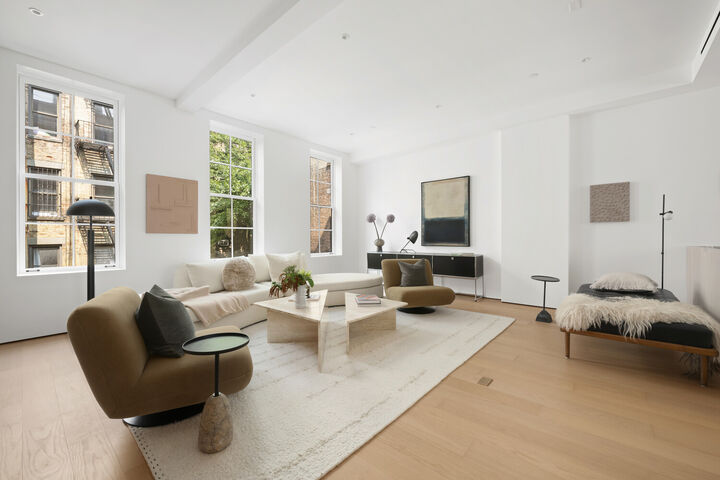 Property Photo:  313 E 6th Street Penthouse  NY 10003 