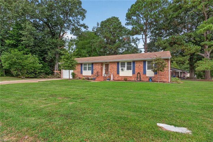 Property Photo:  3680 Deerfield Dr  VA 23435 