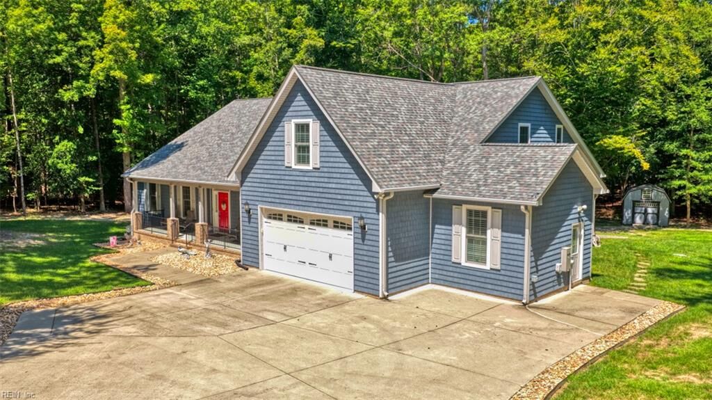 Property Photo:  7075 Menzels Rd  VA 23168 