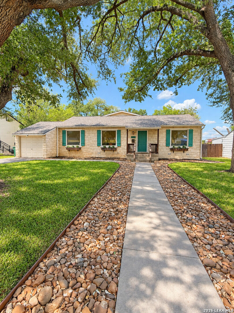 Property Photo:  227 Larchmont Dr  TX 78209 