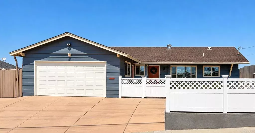 Property Photo:  816 David Drive  CA 91910 