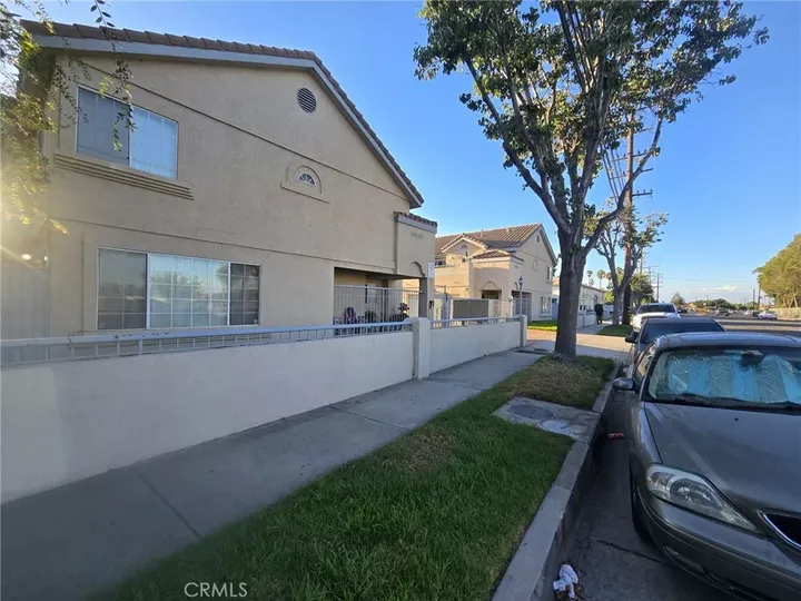 Property Photo: 15539 Woodruff 17 CA 90706