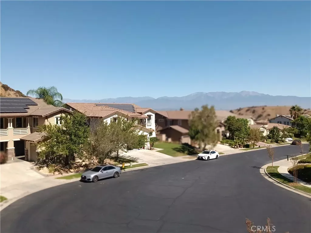 Property Photo:  2598 Bulrush  CA 92882 