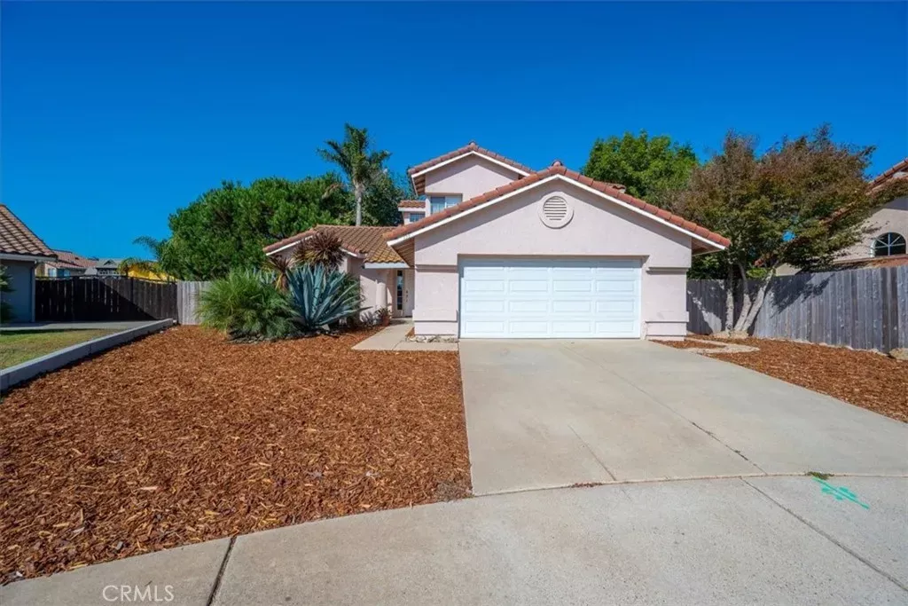 Property Photo:  155 Surf Bird Court  CA 93434 