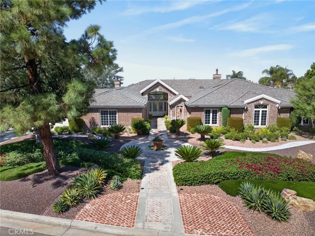Property Photo:  6872 Chartwell  CA 92506 