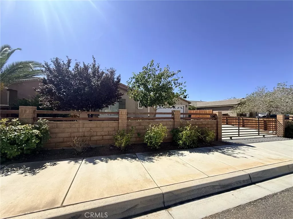 Property Photo:  11931 Cove Court  CA 92301 