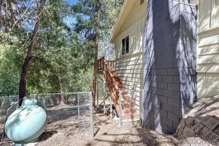 Property Photo: 26127 Saunders Meadow Road CA 92549