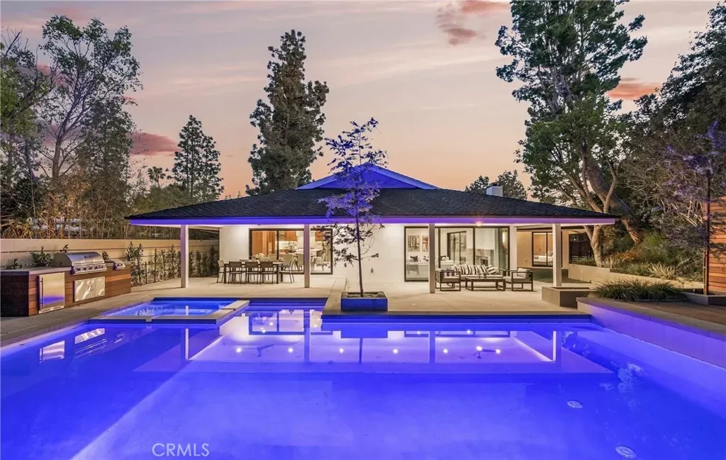 Property Photo:  16105 Clear Oak Drive  CA 91436 