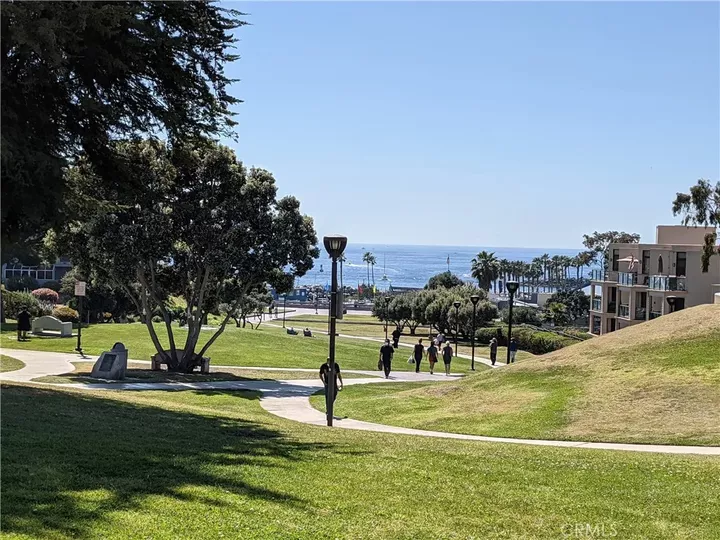 Property Photo:  208 N Catalina  CA 90277 