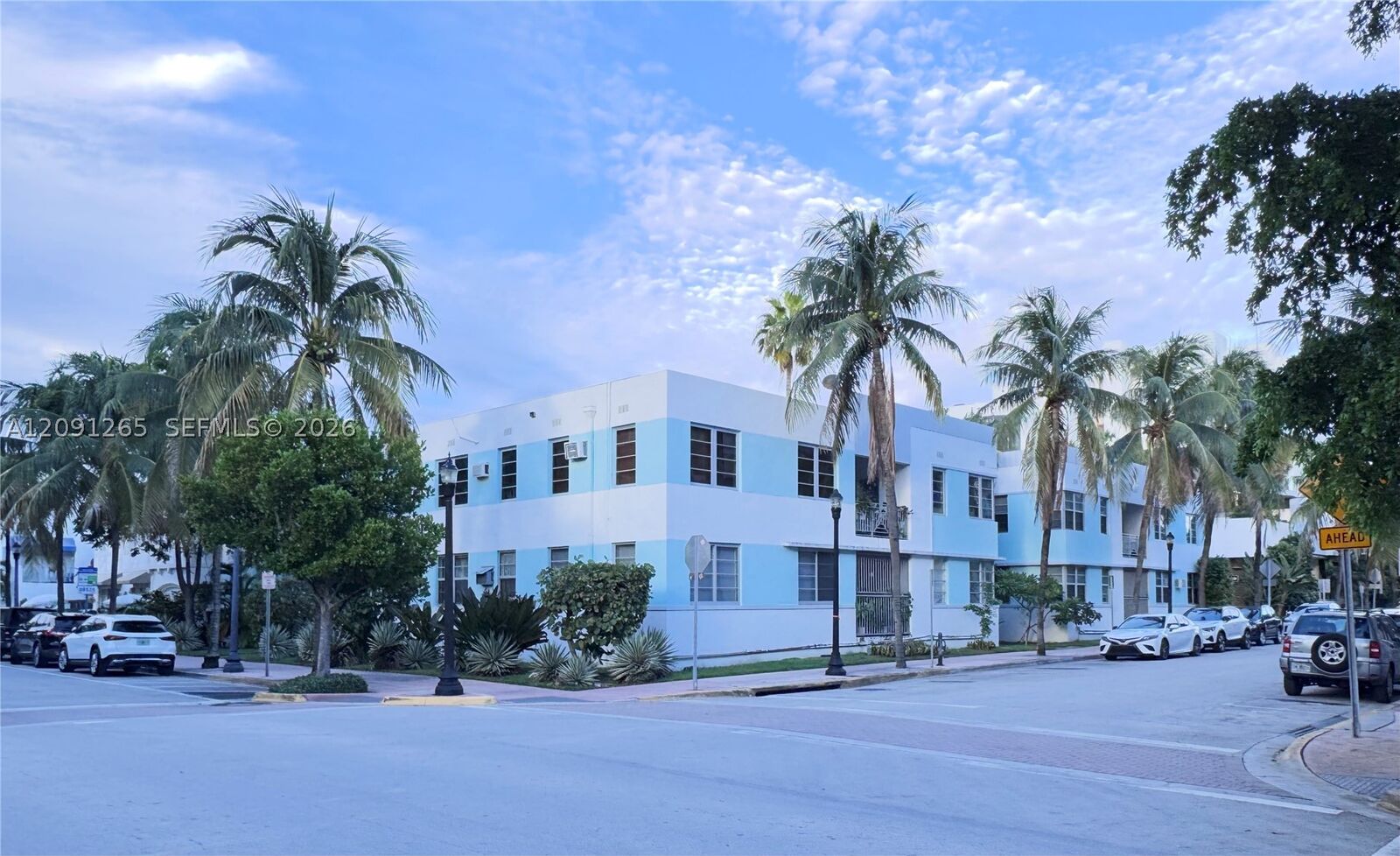 Property Photo:  123 3rd St 10  FL 33139 