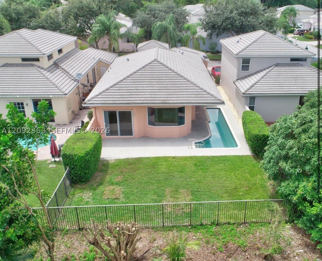 Property Photo:  8291 Hampton Wood Dr 8291  FL 33433 