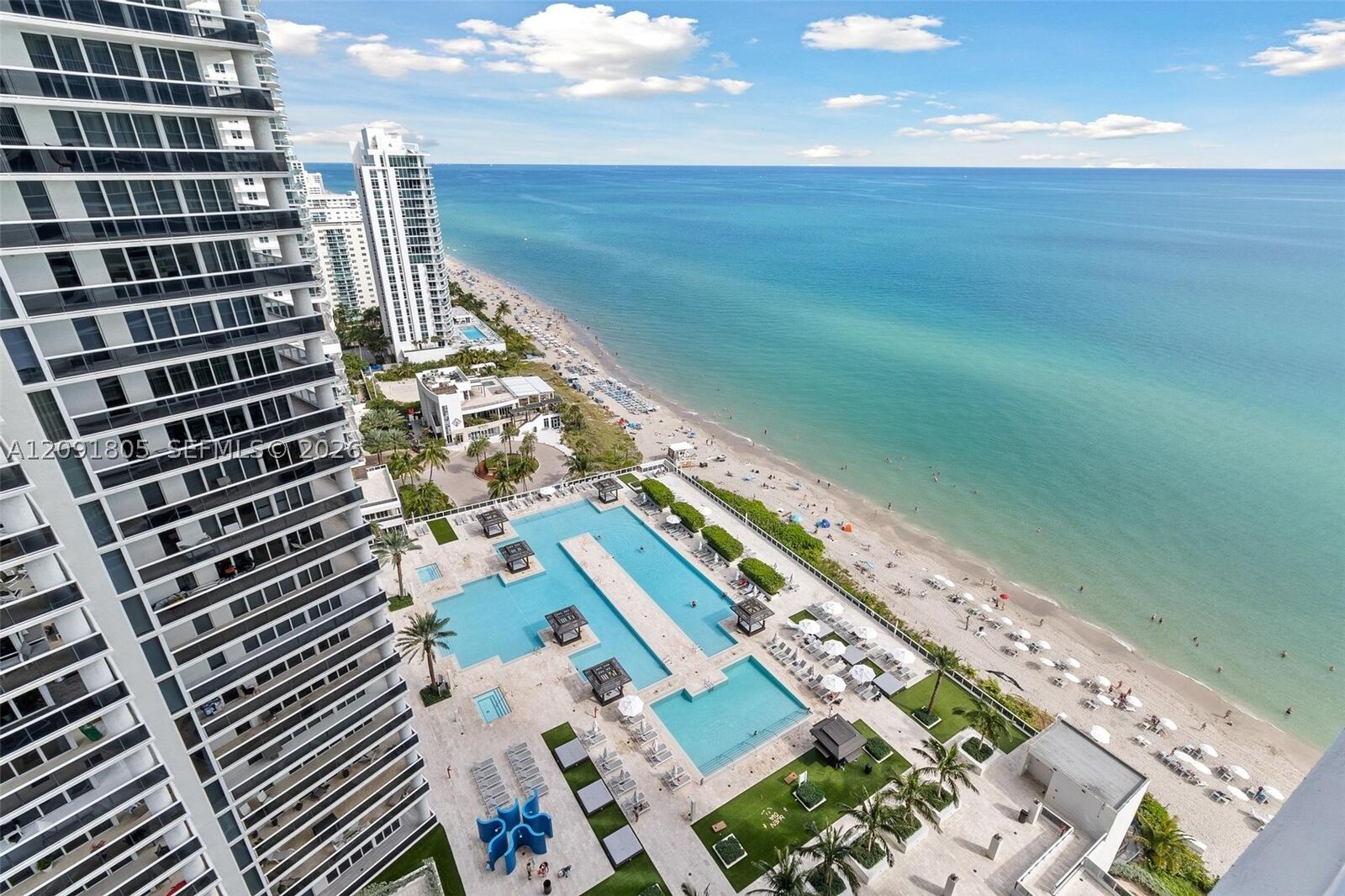 Property Photo:  1830 S Ocean Dr 2609  FL 33009 