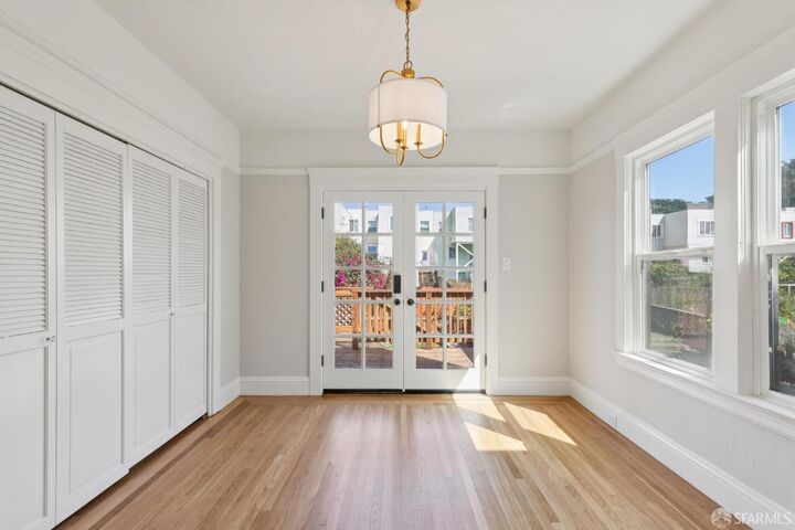 Property Photo:  870 42nd Avenue  CA 94121 