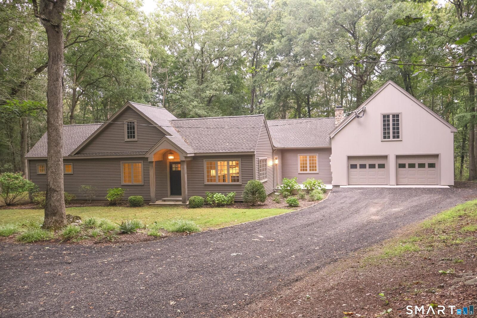 Property Photo:  103 Bushy Hill Road  CT 06417 