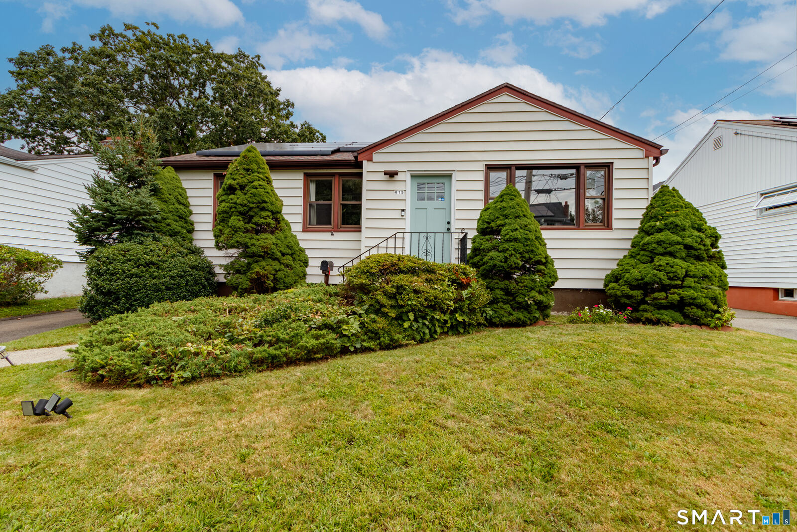 Property Photo: 415 Painter Drive CT 06516