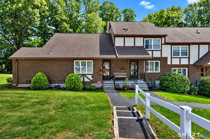 Property Photo: 12 Derbyshire 12 CT 06418