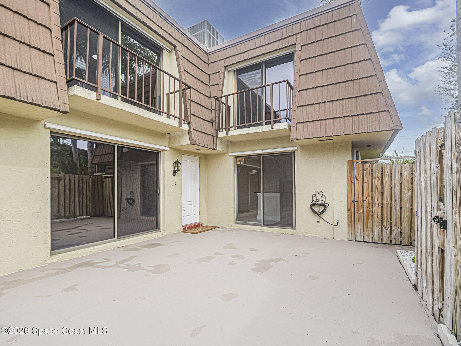 Property Photo:  1166 6th Avenue  FL 32960 