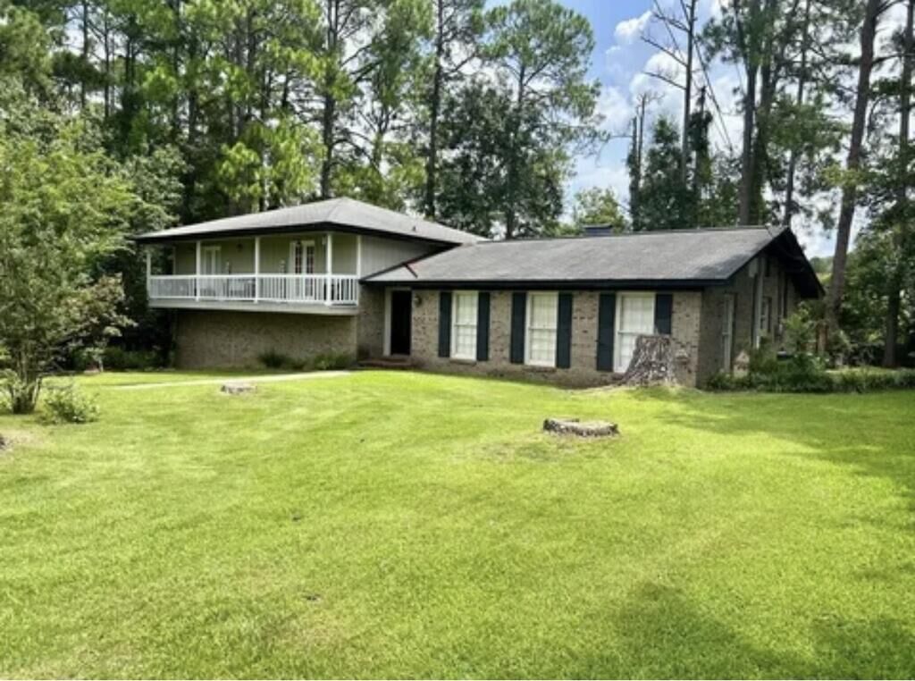 Property Photo:  505 NW Aubudon  AL 36301 