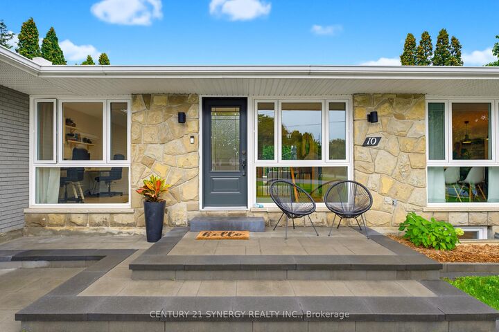 Photo de la propriété:  10 Honey Gables Drive  ON K1V 1H5 