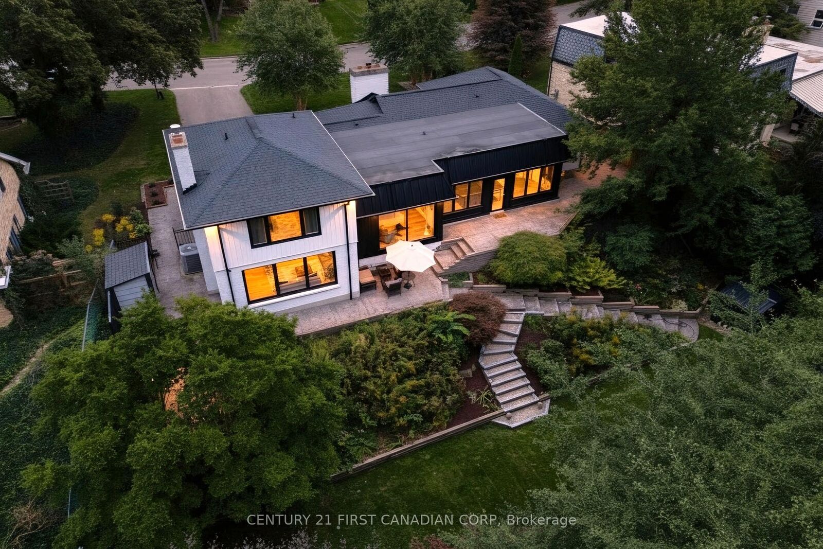 Property Photo: 1125 The Parkway ON N6A 2X2