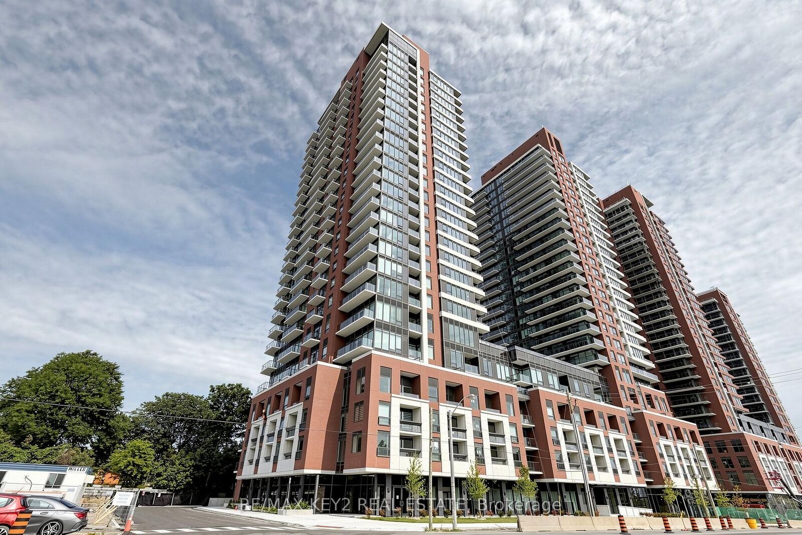 Property Photo:  4010 Eglinton Avenue W 2219  ON M9A 0G5 