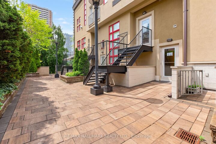 Property Photo:  21 Earl Street 103  ON M4Y 3C8 