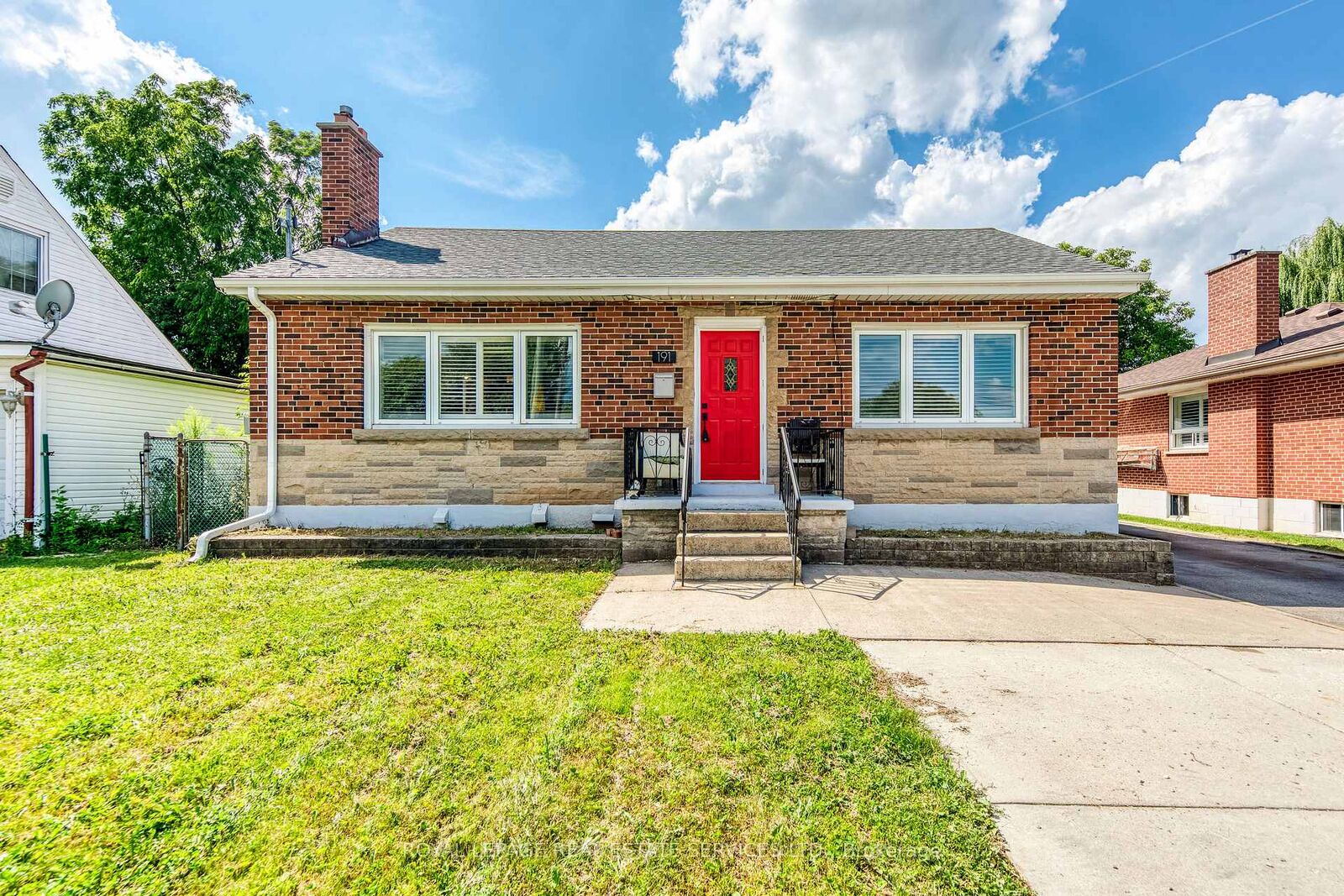 Property Photo:  191 Nash Road N Upper  ON L8H 2P8 