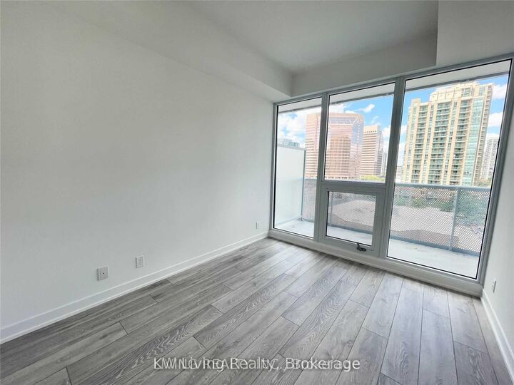 Property Photo:  15 Holmes Avenue 706  ON M2N 0L4 
