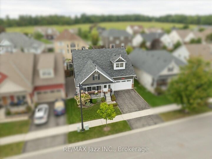 Property Photo: 11 Bigwood Crescent ON L1A 0C8