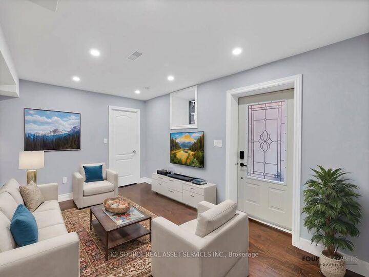 Property Photo:  84 Magill Street Unit #B  ON L8R 2Y5 
