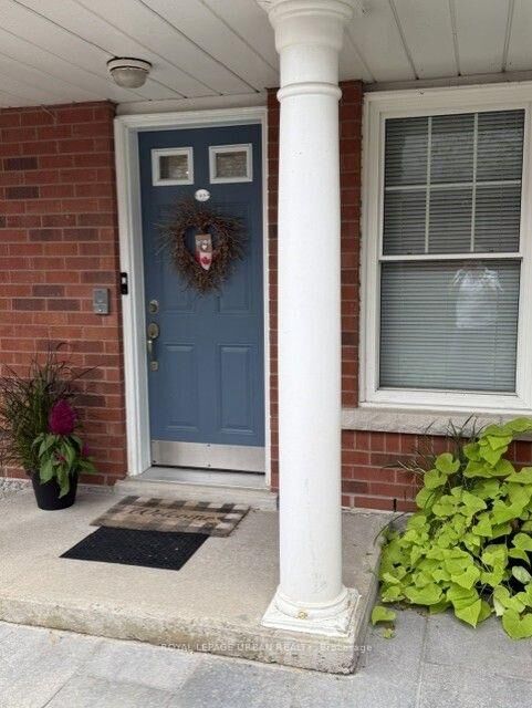 Property Photo:  1657 Nash Road J1  ON L1E 1S8 