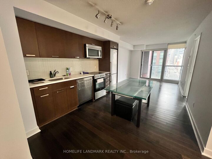Property Photo:  295 Adelaide Street W 513  ON M5V 1P7 