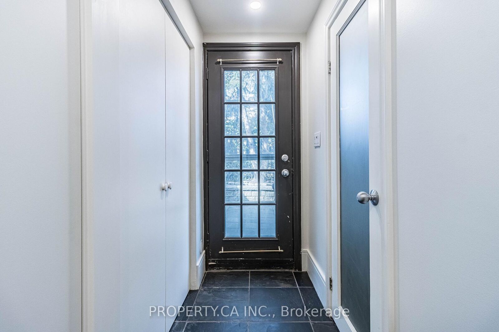 Property Photo:  3470 Enniskillen Circle S Basement  ON L5C 2N1 