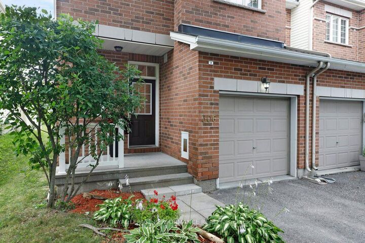 Property Photo:  306 Waymark Crescent  ON K2M 0A4 