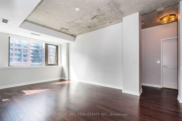 Property Photo: 400 Wellington Street 505 ON M5V 0B5