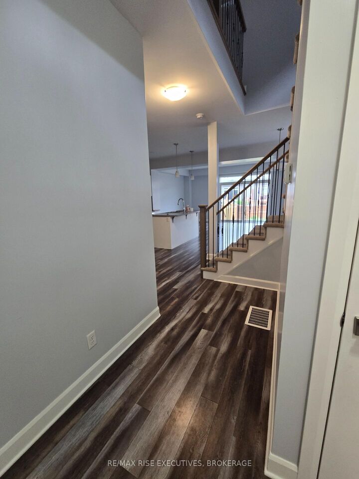 Property Photo:  1390 Andersen Drive  ON K7P 0P4 