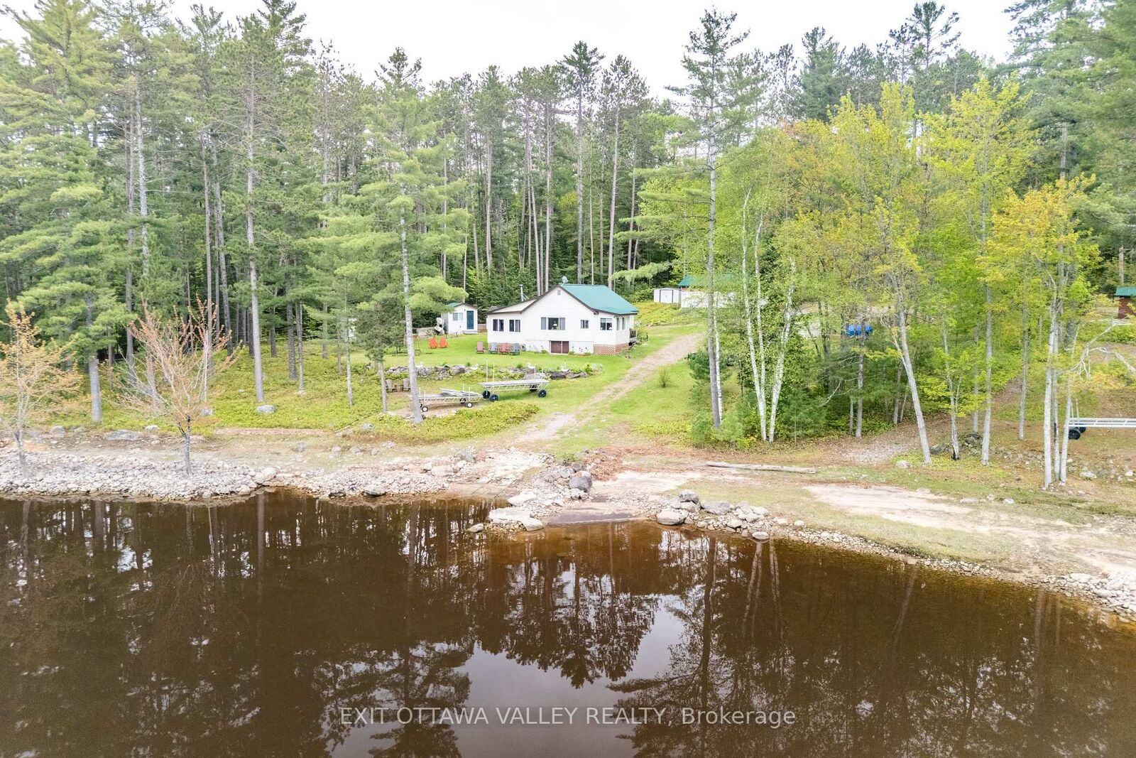 Property Photo:  51 Myrlin Way  ON K0J 1P0 
