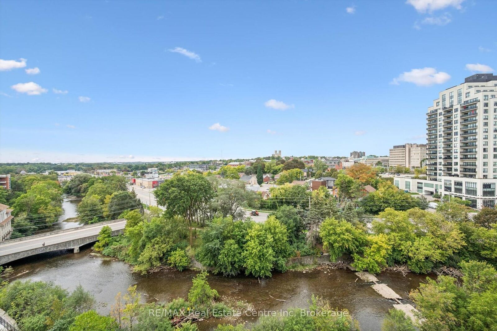 Property Photo:  73 Arthur Street S 806  ON N1E 0S6 