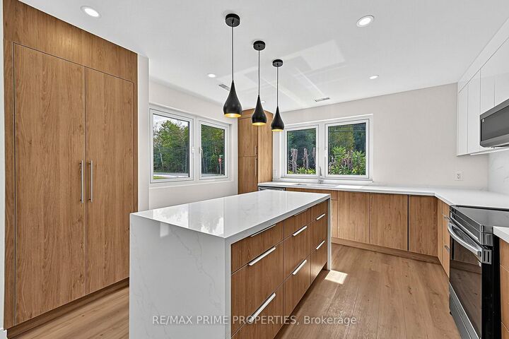 Property Photo:  6 Maple Avenue  ON L0E 1R0 