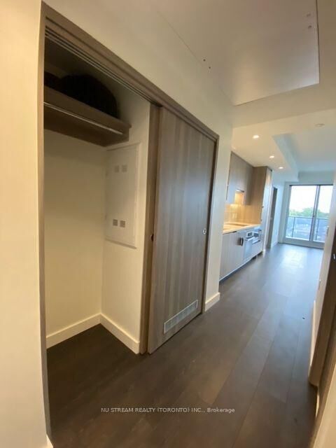 Property Photo:  85 McMahon Drive 1003  ON M2K 0H1 