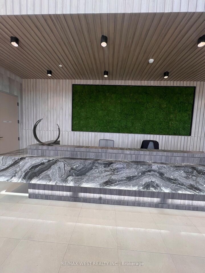 Property Photo:  6 Flavelle Trail 915  ON L4L 0M8 
