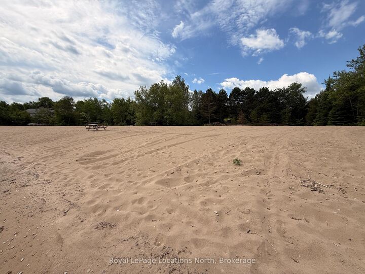 Property Photo:  105 Woodland Park Road  ON N0H 1J0 