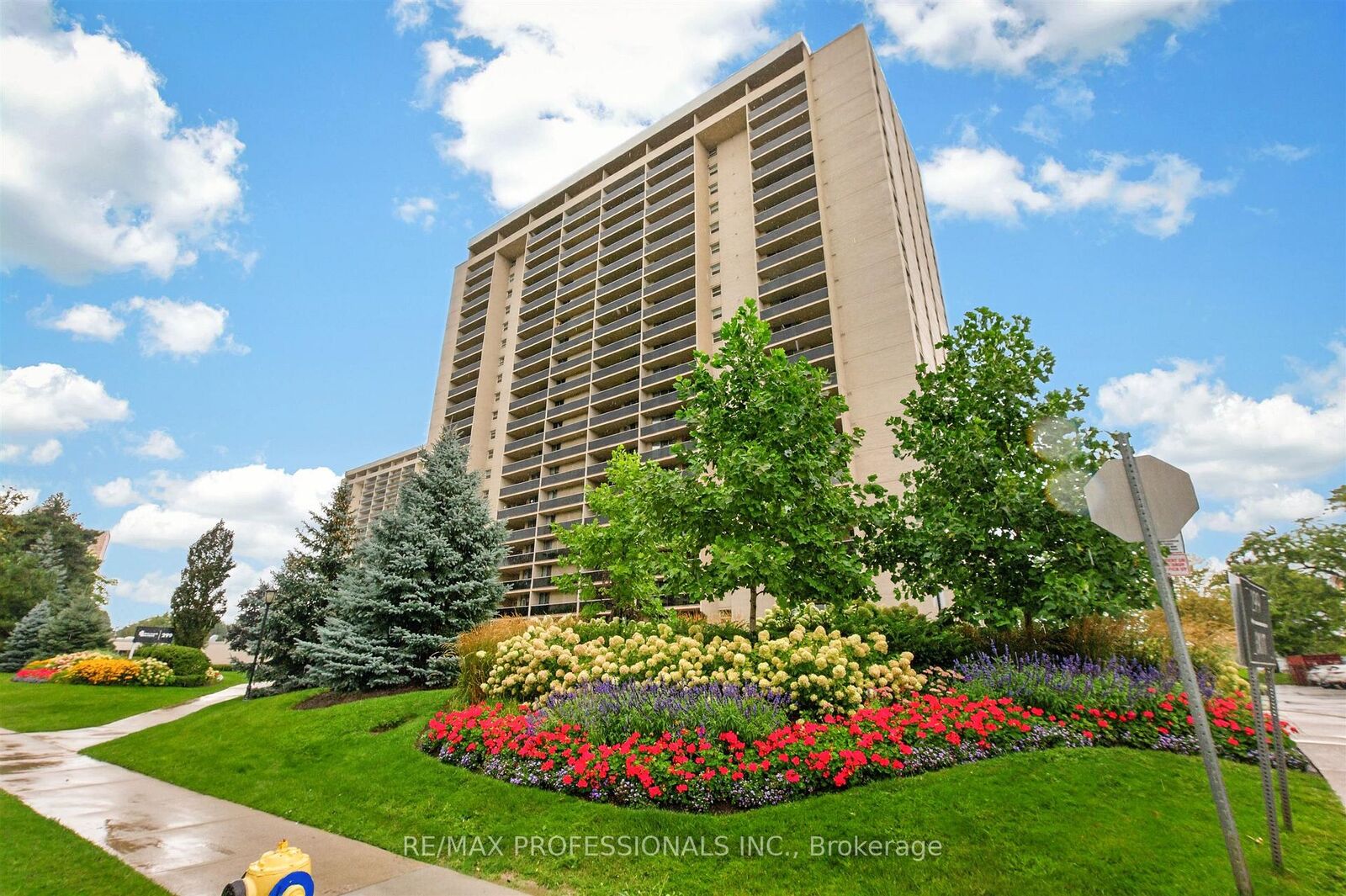 Property Photo: 299 Mill Road 502 ON M9C 4V9