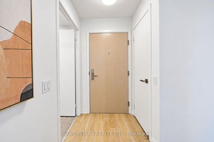 Property Photo:  500 Wilson Avenue 519  ON M3H 0E5 