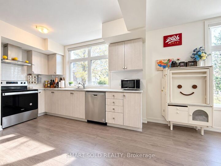 Property Photo:  58 Elizabeth Street S 2201  ON L4C 5W2 