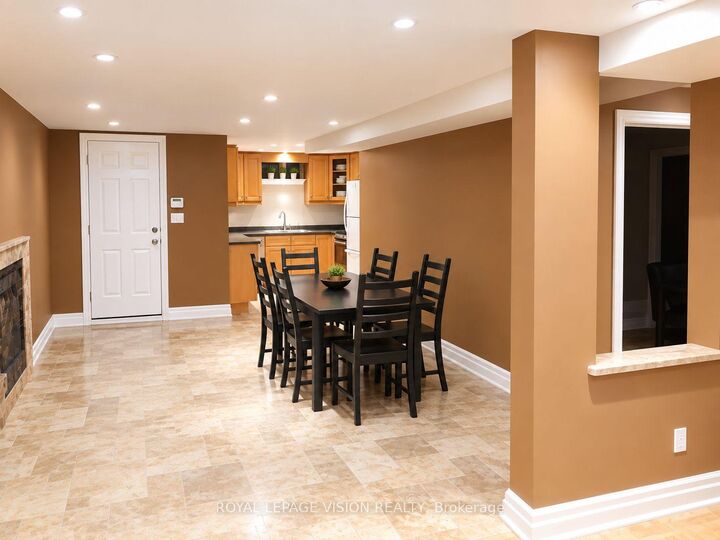 Property Photo:  91 Magpie Crescent  ON L4H 2A4 