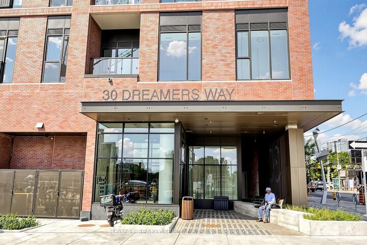 Property Photo:  30 Dreamers Way 221  ON M5A 0Z1 