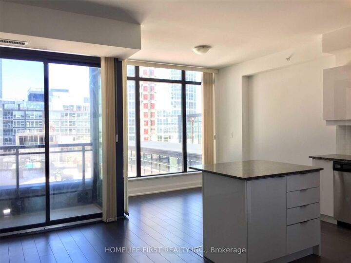 Property Photo:  