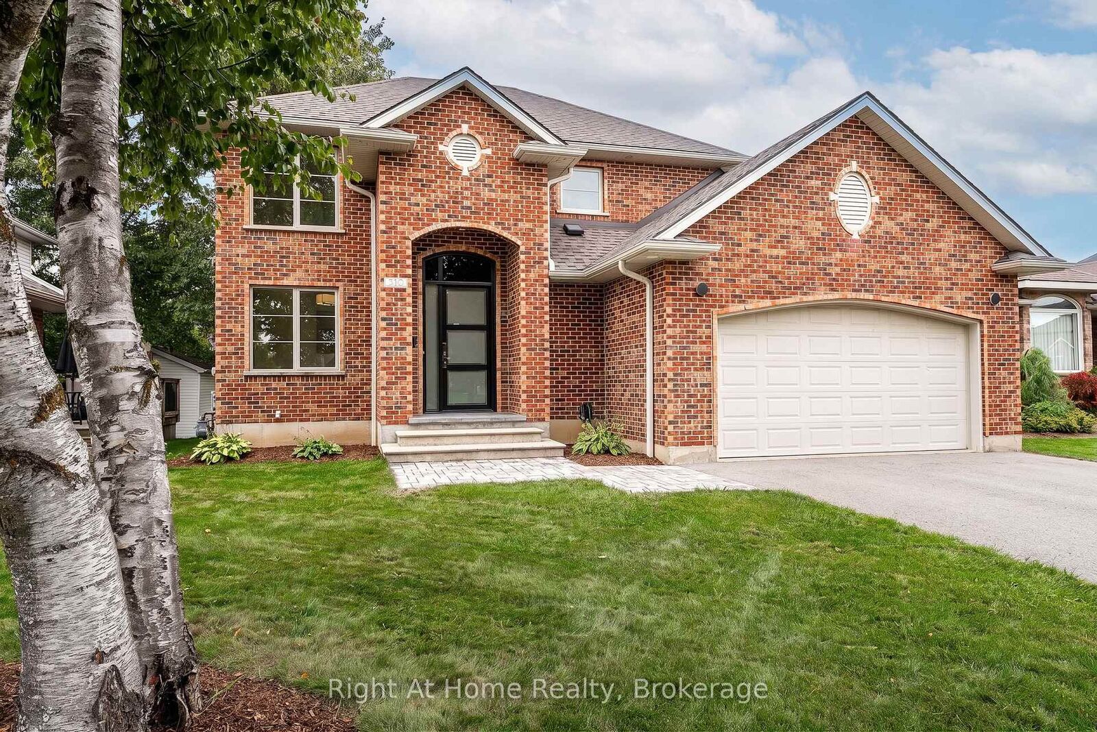 Property Photo: 310 Briarhill Drive ON N5A 7S2