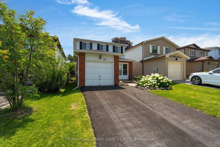 Property Photo:  86 Trillium Crescent  ON L4N 5K3 